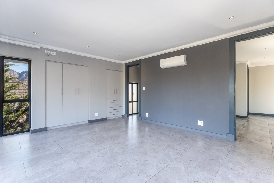 To Let 3 Bedroom Property for Rent in Pearl Valley at Val de Vie Western Cape